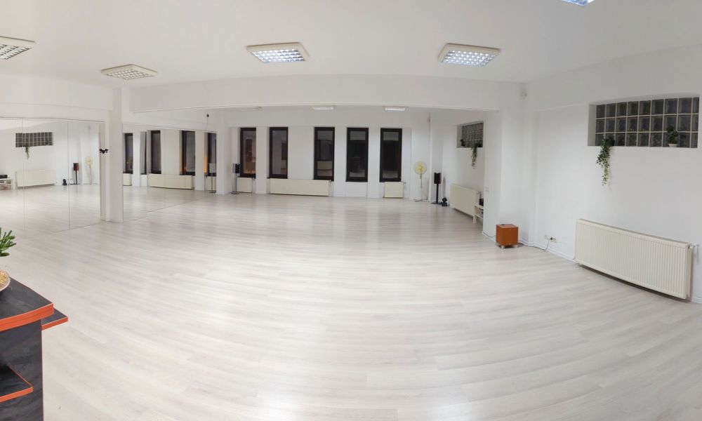La Puerta Dance Studio